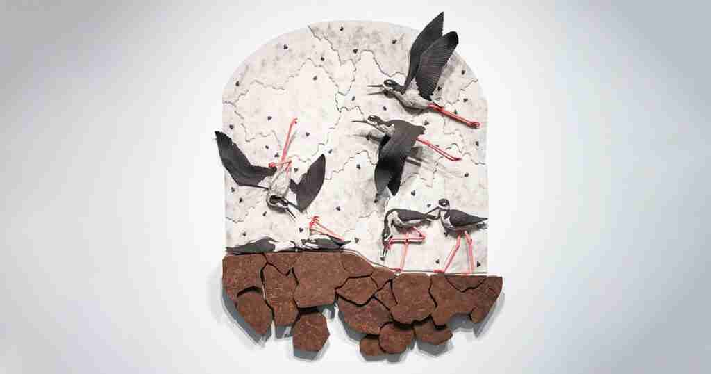 A Sculpture That Captures the Dry Reality for Black-necked Stilts A Sculpture That Captures the Dry Reality for Black-necked Stilts
